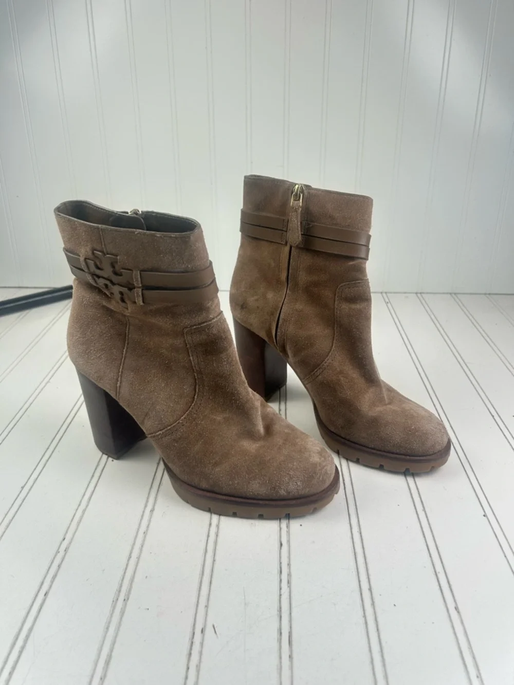 Tory Burch Brown Leigh Suede Lug Sole Booties Women’s Size 7 $400